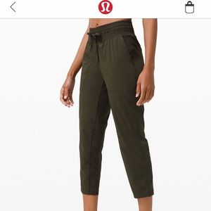 lulu Dance Studio Crop